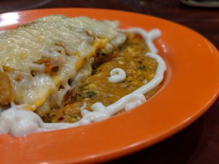 00100dPORTRAIT_00100_BURST20180303194029641_COVER